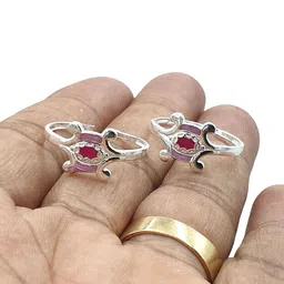 sahiba gems Pure Silver (Chandi) Antique Designer With Red Color Meena Work Toe Rings/Bichiya For Women ~ Pack in 2 Pieces Set image 3