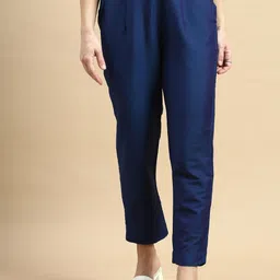 De Moza Women Mid-Rise Cigarette Trousers-image-86