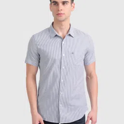 United Colors of Benetton Blue Slim Fit Striped Shirt image 1