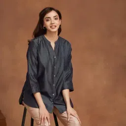 Fabindia Women's Navy Blue Printed Mandarin Collar 3/4th Sleeves Tunic image 3