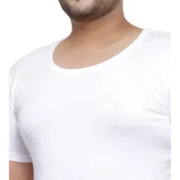 Melon by PlusS White Cotton Regular Fit Vest image 4