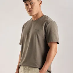 Calvin Klein Jeans Round Neck Short Sleeves Casual T-shirt image 2