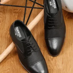 Teakwood Leathers Men's Black Derby Shoes image 1