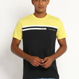 Lee Men Lime Green & Black Cut & Sew Slim Fit T Shirt-picture-16