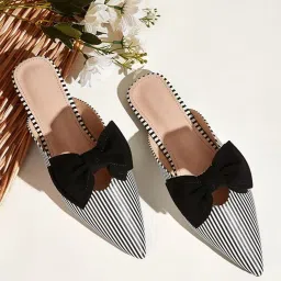 Shoetopia Women's Black Mule Shoes image 1