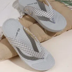 Carlton London Women's Grey Casual Sandals-picture-30