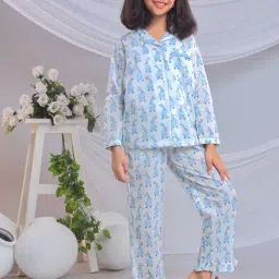 Misbis Girls Blue Comfort Fit Printed Nightsuit-image-4