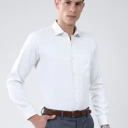 Monte Carlo White Solid Regular Fit Shirt image 3