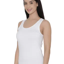 Clovia White Cotton Racerback Tank Top image 3
