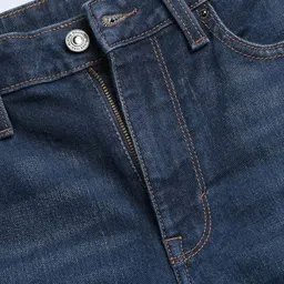 Flying Machine Men Relaxed Fit Mid-Rise Light Fade Jeans image 3