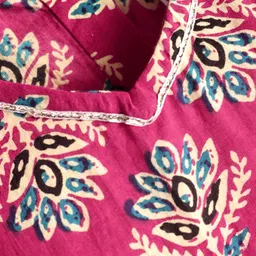 Babyhug Cotton Woven Three Fourth Puffed Sleeves Ethnic Dress with Floral Print & Lace Detailing - Dark Pink image 3