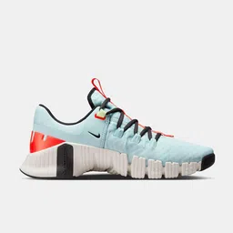 Nike Women's Free Metcon 5 Workout Shoes image 3