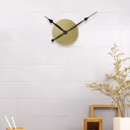 CHRONIKLE Round Gold Iron Wall Clock image 1