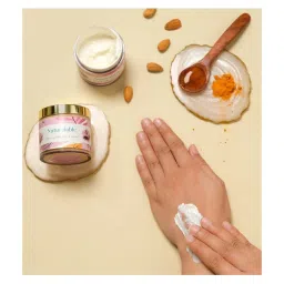 Naturalable Turmeric Saffron Face Scrub - 100 gm image 2