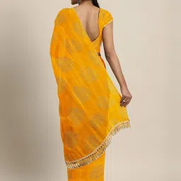 LADUSAA Yellow Printed Saree With Unstitched Blouse image 2