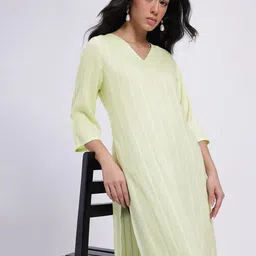 Anouk Rustic Striped V-Neck Straight Kurta-picture-28