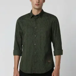 Peter England Green Cotton Slim Fit Printed Shirt-picture-24