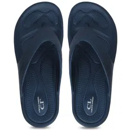Carlton London Women's Navy Flip Flops image 1