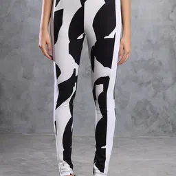 VANGULL Women Printed Top & Trousers Co-Ord Set image 4