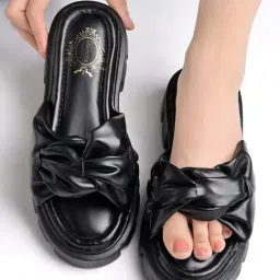 Shoetopia Kids Black Casual Slides-image-33