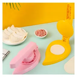 COZY VIBES Plastic Puri Maker Press Machine With Handle Manual, Paratha, Chapati, Momos, Nan, Roti Maker, Unbreakable Puri Press Machine, Chapati Maker Dough Press - PACK OF 1 - COLOR MAY VARY image 4