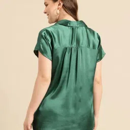Qurvii Green Casual Shirt image 2