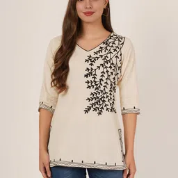 Diktmark Women Embroidered Floral Kurta-image-11