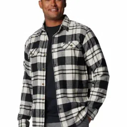Columbia Black River Cotton Regular Fit Checks Shirt-image-57