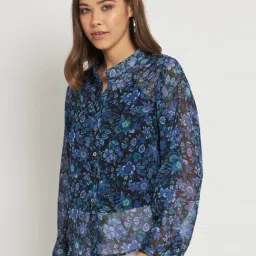 Anvi Be Yourself Blue Floral Print Semi-Sheer Shirt image 3