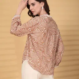 Gipsy Brown Regular Fit Printed Top image 2