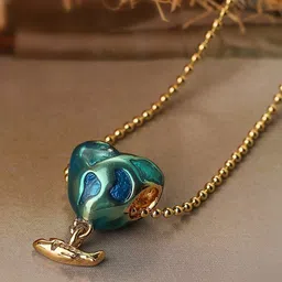 Just Lil Things Heart Shaped Textured Minimal Chain image 2