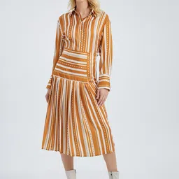 Urban Revivo Striped A-Line Midi Skirt image 2