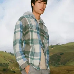 American Eagle Outfitters Green & Beige Cotton Regular Fit Checks Shirt image 1