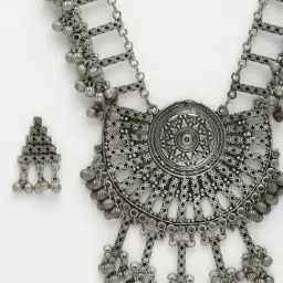 Moedbuille Ghungru Studded Tribal Design Oxidised Silver Plated Handcrafted Tasselled Jewellery Set image 4