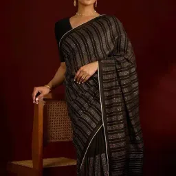 Taneira Black Embroidered Saree With Unstitched Blouse image 4