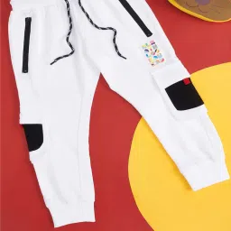 Pantaloons Junior Kids White Cotton Printed Trackpants image 1