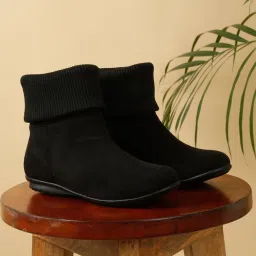 Flat N Heels Women's Black Casual Boots image 1
