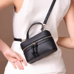 Kazo Black Zuko Small Leather Satchel-picture-26
