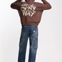 LOVEGEN Men Relaxed Fit Mid-Rise Low Distress Light Fade Jeans image 4