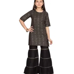 Aarika Kids Black Cotton Printed Kurti Set-picture-21