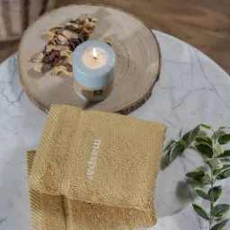 Maspar Amor Yellow 650 GSM Bamboo & Cotton Bordered Hand Towel - Set of 2 image 1