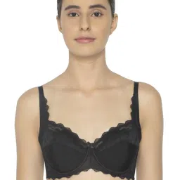 Triumph Simply Natural Camellia Classics Under-Wired Padded Delicate Lace Comfort Bra image 1