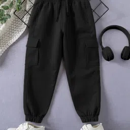 Trampoline Terry Knit Solid Cargo Joggers - Black-picture-16