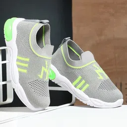 TOMSY CHOICE Mesh Detailed & Colour Blocked Shoes - Green-picture-23