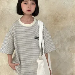 LULU & SKY Kids Applique Boxy T-shirt-picture-14