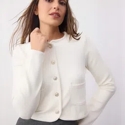 Trendyol Collarless Crop Open Front Jacket With Utility Pockets-picture-18