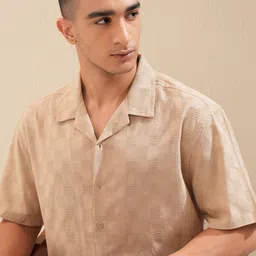 HIGHLANDER Men Opaque Checked Casual Shirt image 1