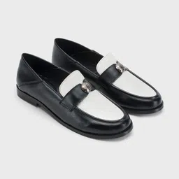 Lino Perros Women Colourblocked Loafers-image-15