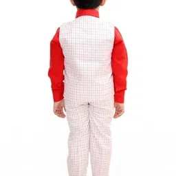 Go Berry Boys Red Clothing Set image 3