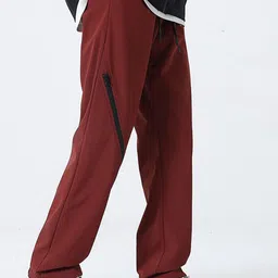 StyleCast x Revolte Men Regular Fit Mid-Rise Flat-Front Trousers image 5